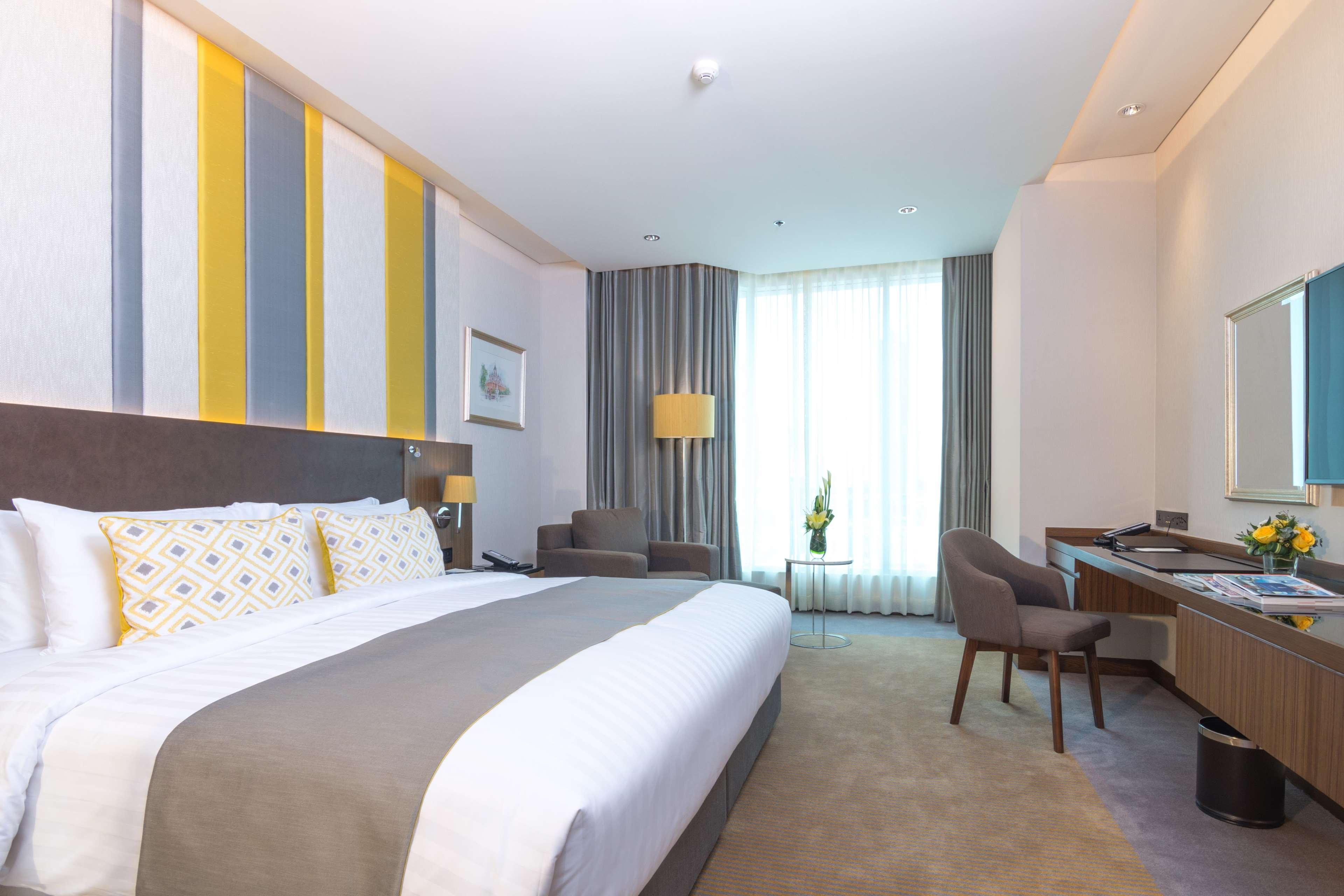 Lancaster Bangkok Hotel Екстериор снимка Deluxe Room