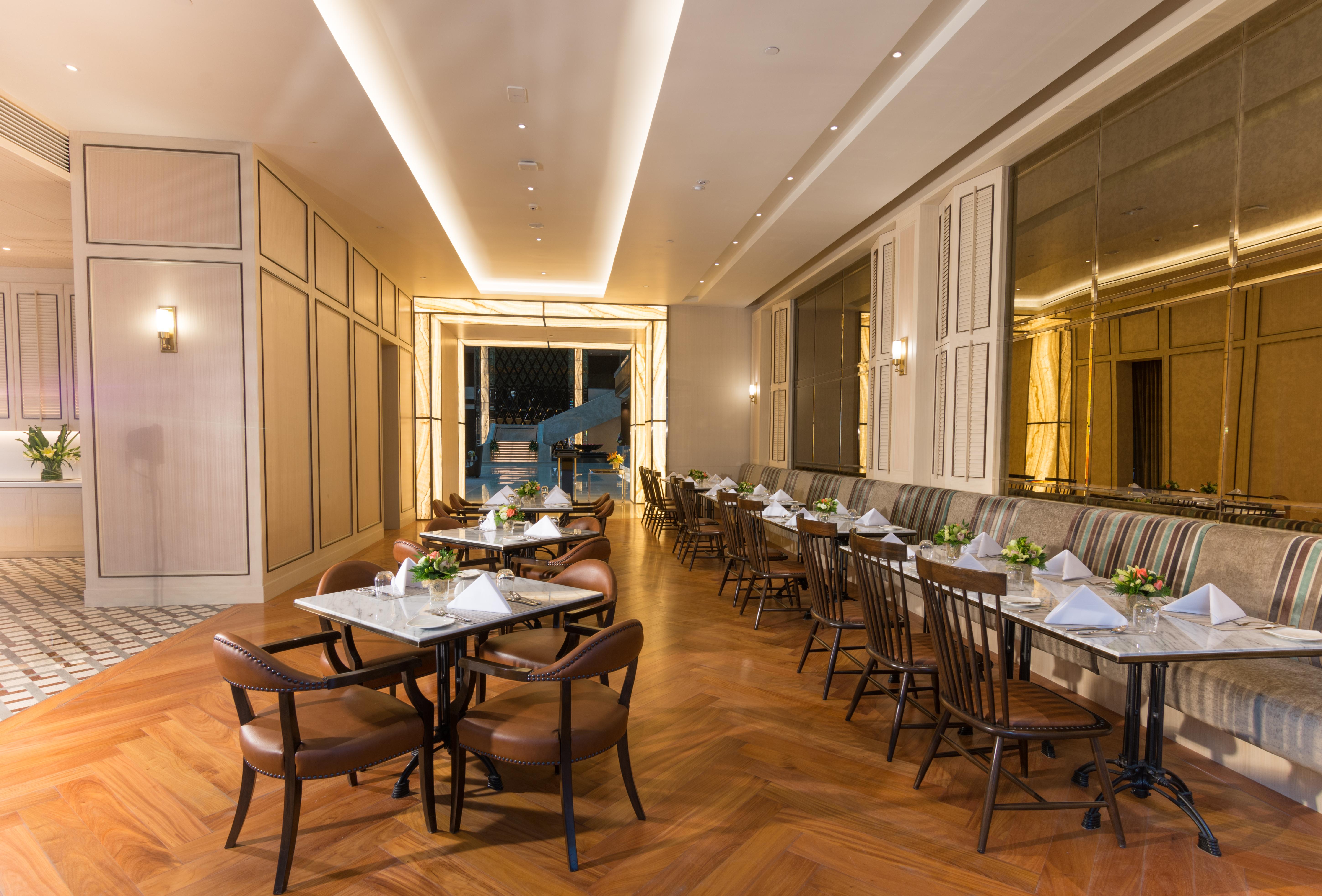 Lancaster Bangkok Hotel Екстериор снимка The restaurant