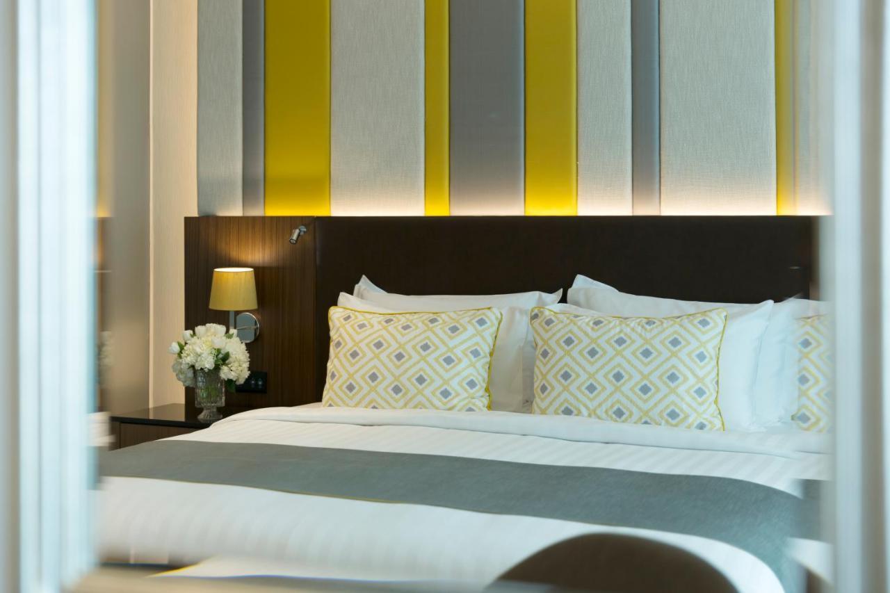 Lancaster Bangkok Hotel Екстериор снимка